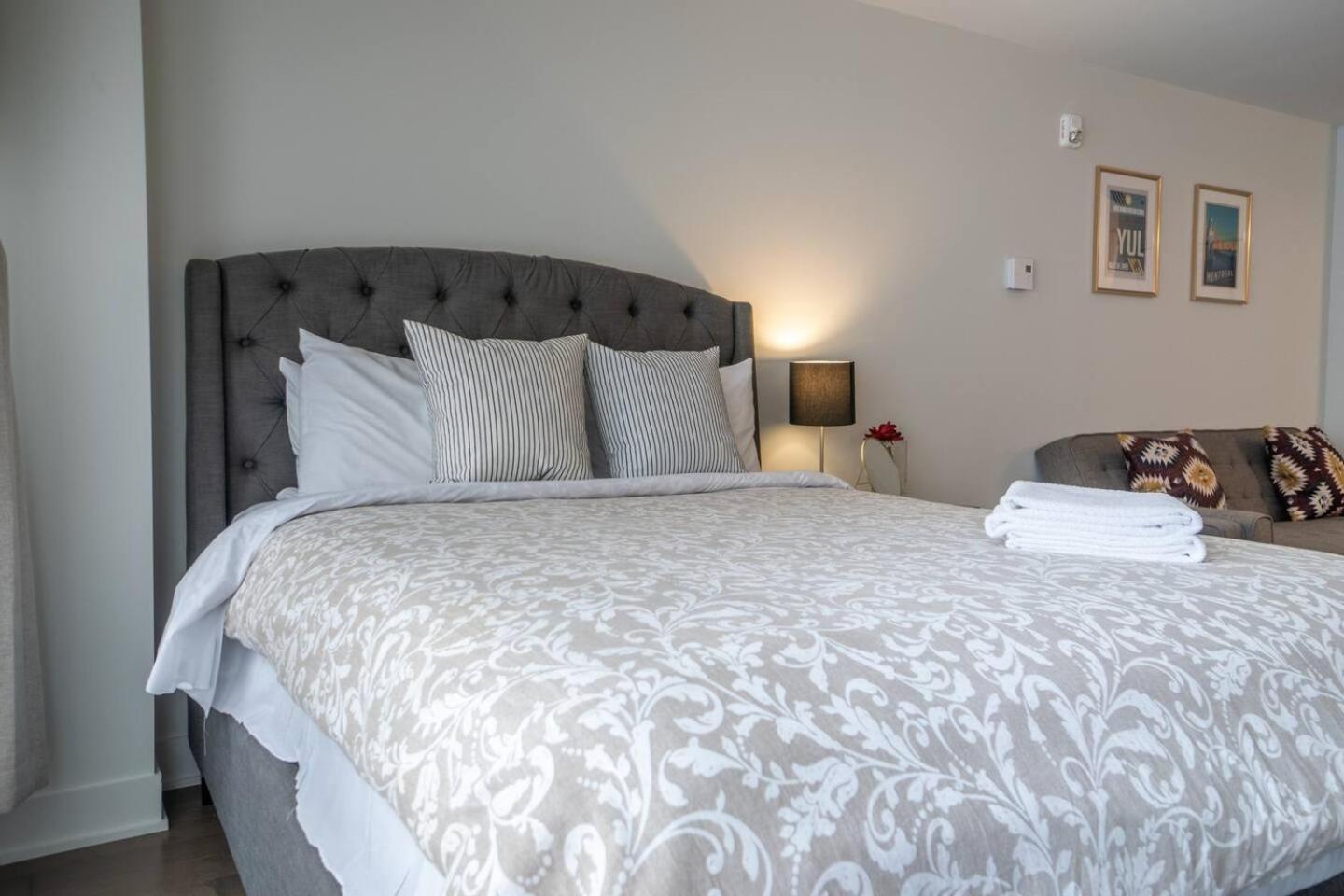 Rozenhaus Montreal Hotel Экстерьер фото