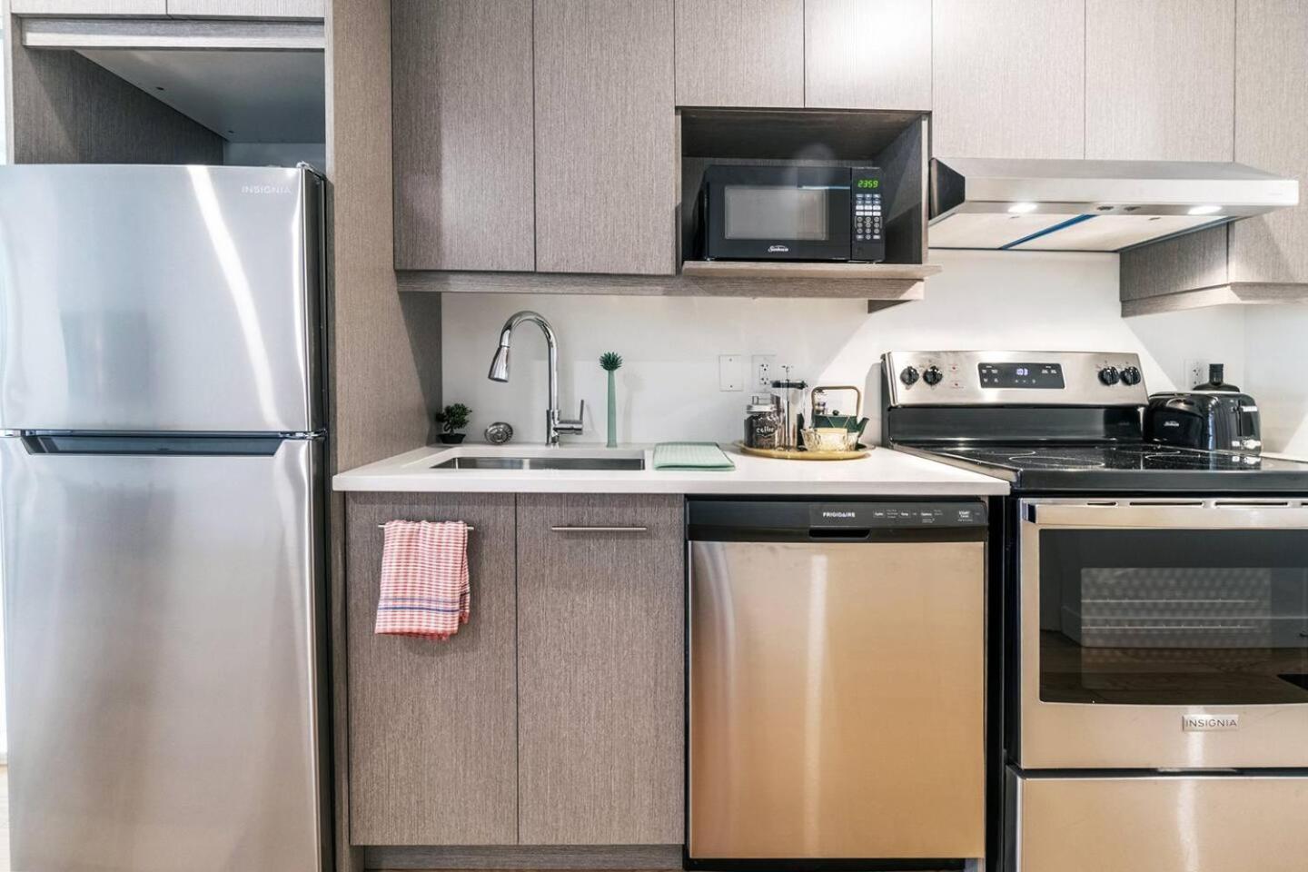 Rozenhaus Montreal Hotel Экстерьер фото